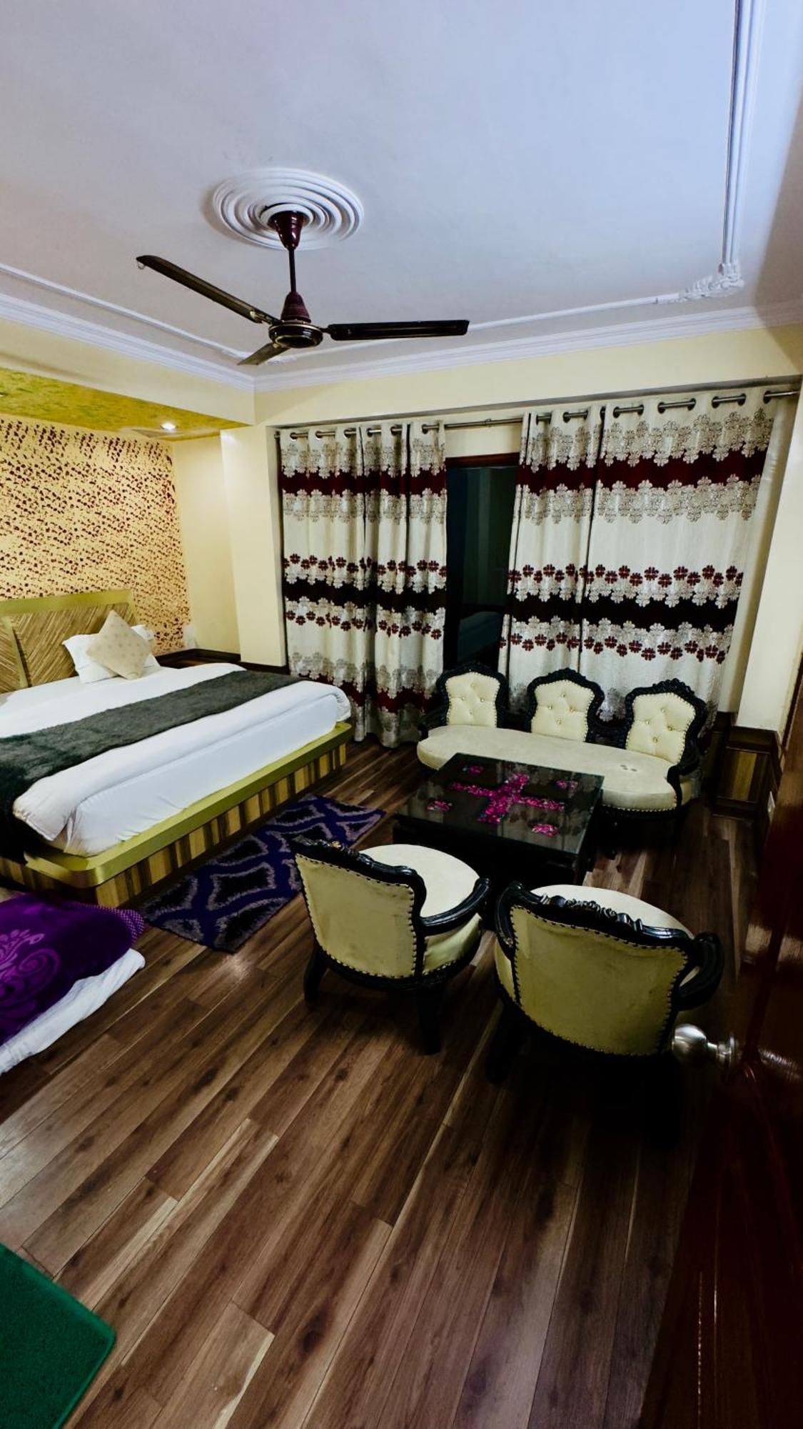 Hotel Apple Regency Shimla Exterior foto
