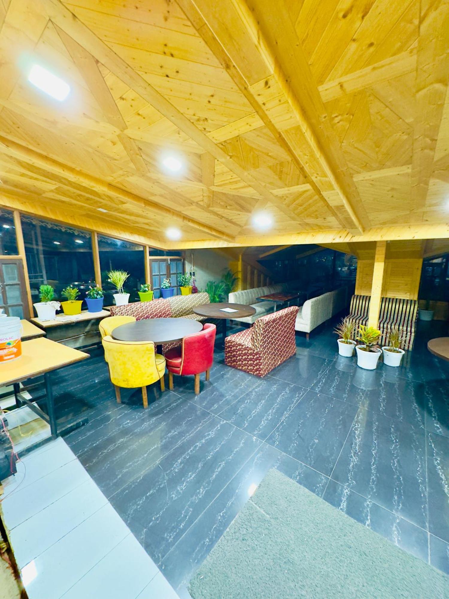 Hotel Apple Regency Shimla Exterior foto