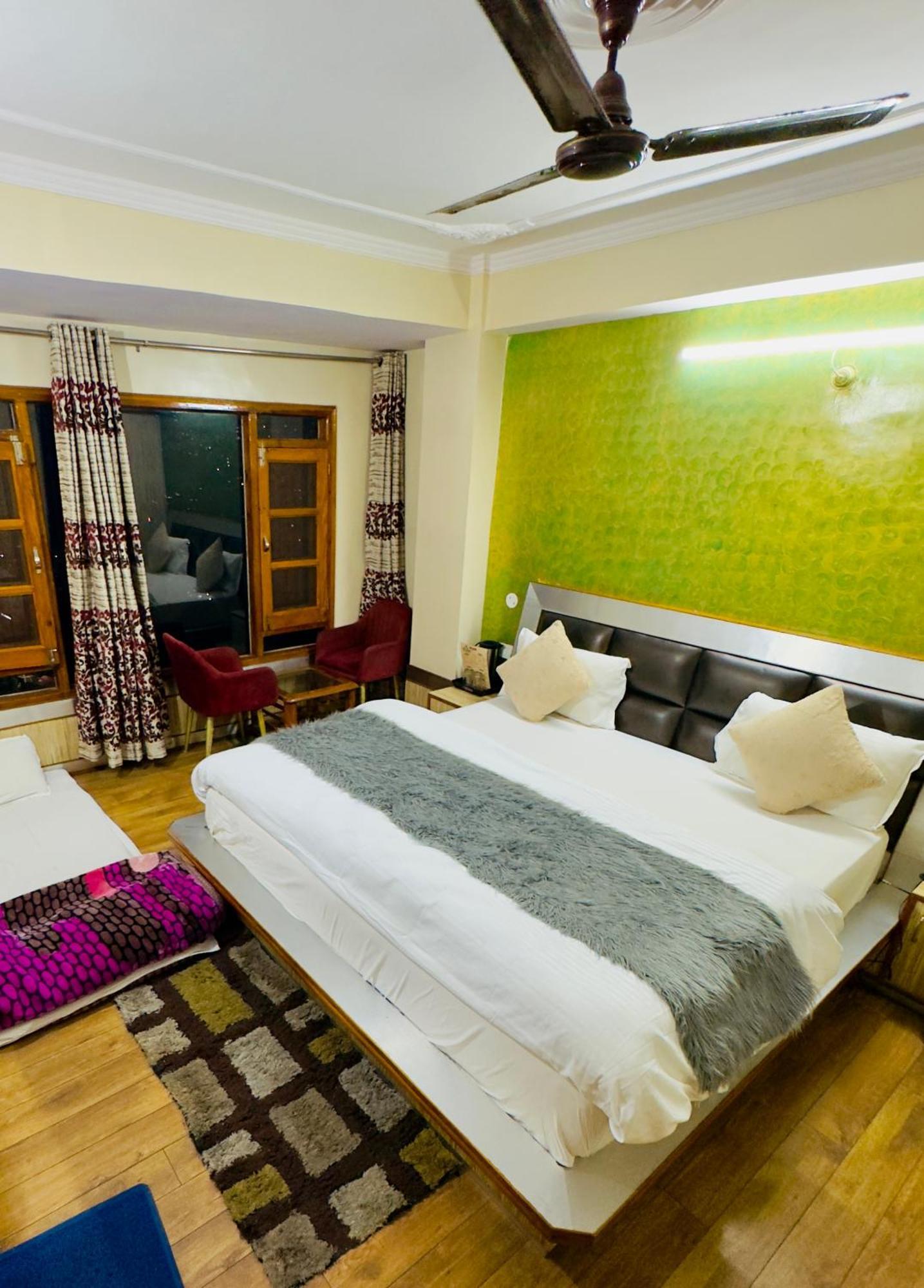 Hotel Apple Regency Shimla Exterior foto
